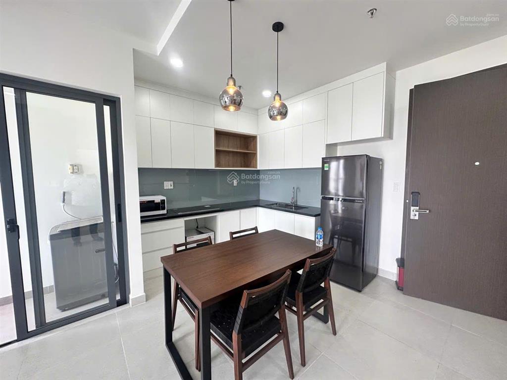 Căn 2pn 78m2 view hồ bơi đẹp  nhà mới giảm mạnh 300 triệu tại compass one   0922 555 ***