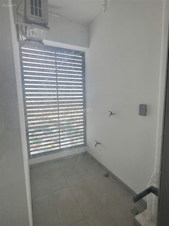 Căn 2pn 68m2 tầng cao view đẹp giảm mạnh 400 triệu sổ hồng sẵn bán gấp happy one central 0922 555 ***
