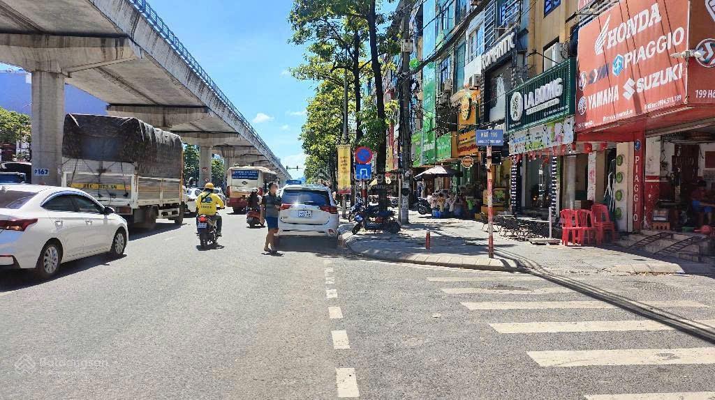 Bán đất mặt phố hồ tùng mậu vị trí kim cương thông số vàng đầu tư xây building