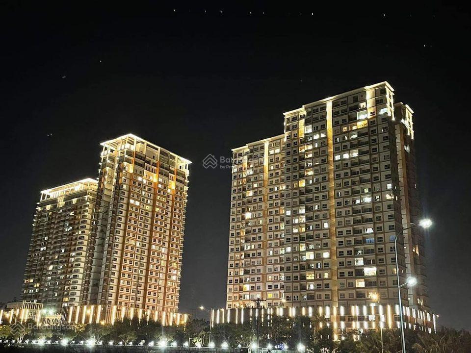Cho thuê căn hộ dragon hill 2 giá 8,9 triệu  0943 330 ***
