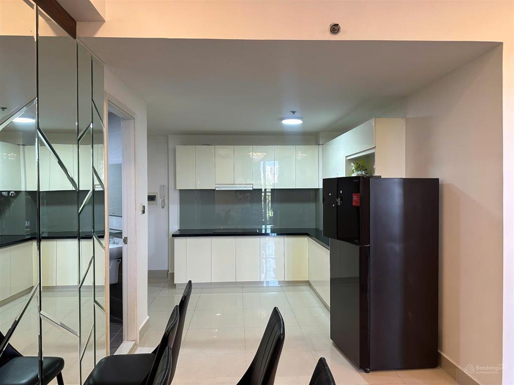 Bán căn 73m2 giá 3tỷ250 view đẹp