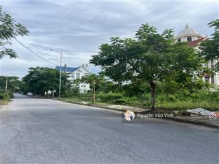 Bán gấp đất biệt thự 185m2 ngay chân cầu rào 2. vị trí siêu đẹp.