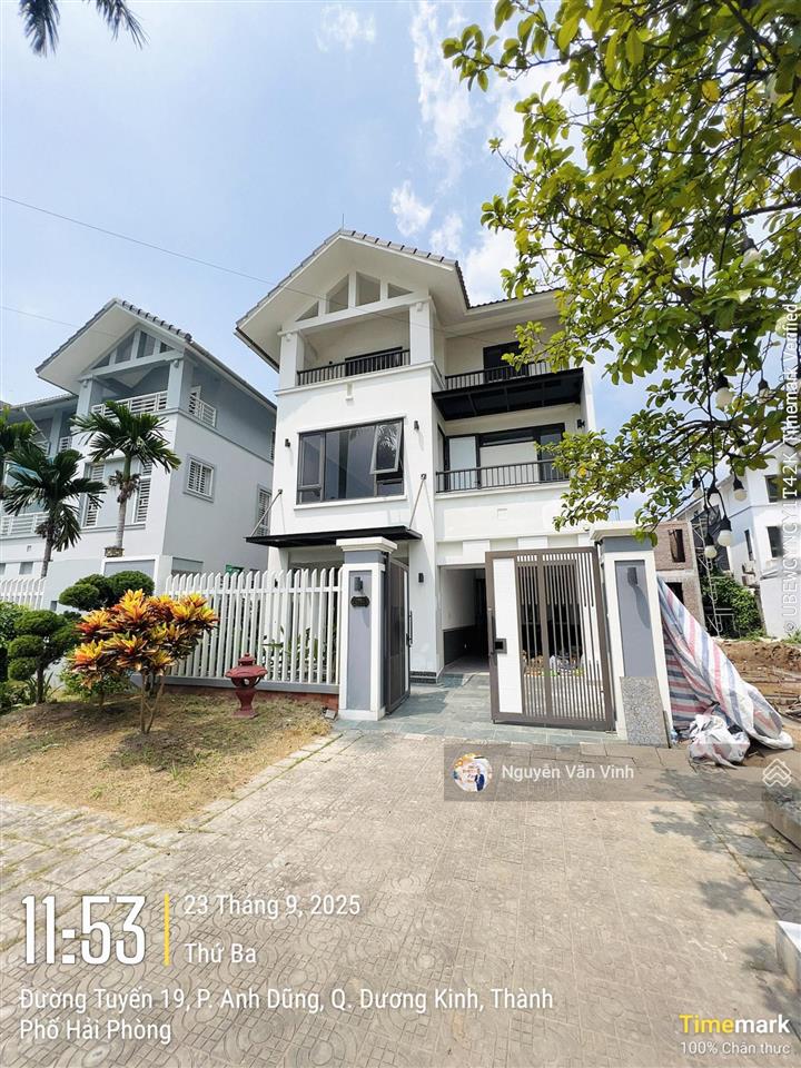 Biệt thự 180m2 * 3 tầng hoàn thiện full nội thất có sổ đỏ ngay mê linh anh dũng cần bán gấp