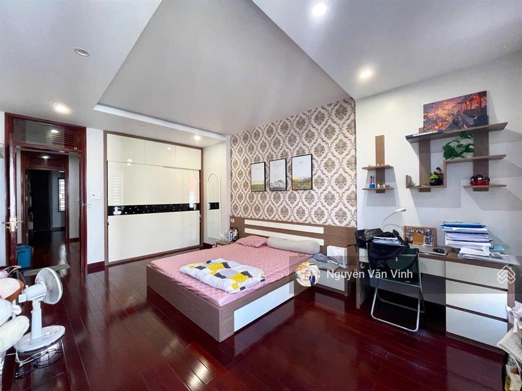 Bán nhà đẹp lô 26 lê hồng phong. dân xây độc lập 82,5m2 * 6 tầng thang máy