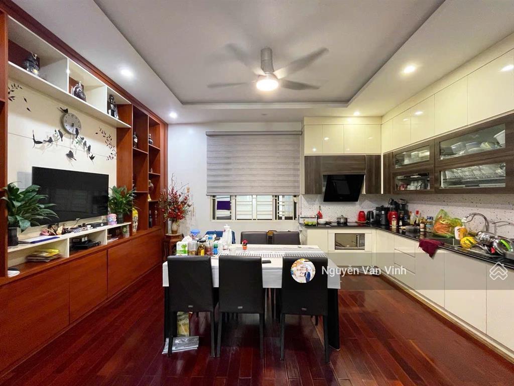 Bán nhà đẹp lô 26 lê hồng phong. dân xây độc lập 82,5m2 * 6 tầng thang máy