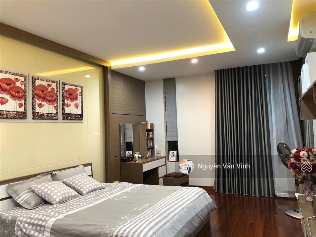 Bán nhà đẹp lô 26 lê hồng phong. dân xây độc lập 82,5m2 * 6 tầng thang máy