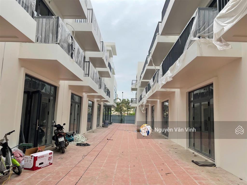 Hoàng hà riverside 80m2 hoàn thiện mặt ngoài chủ 4,6 tỷ. hạ tầng đồng bộ ngay cầu rào 3