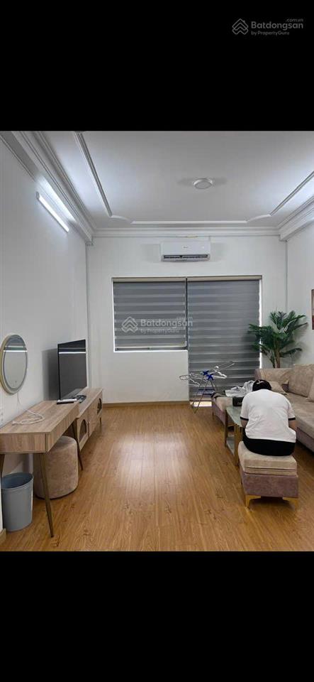 Bán nhà mặt tiền xuân hồng, tân bình, cách tuyến metro số 2 chỉ 150m  5 tầng đang cho thuê tốt