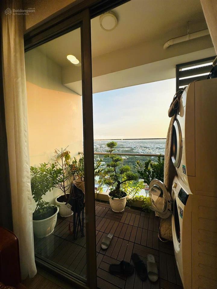 Bán căn hộ 2pn river panorama cđt an gia quận 7  nhà đầy đủ nội thất cao cấp, đã có sổ hồng