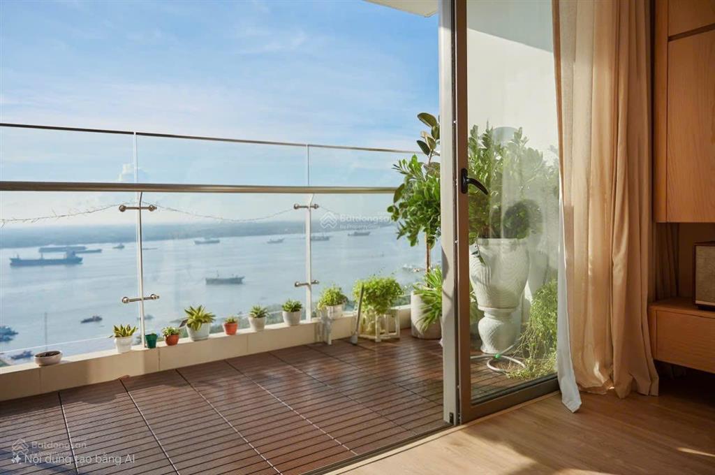 Bán căn hộ sky89 quận 7 đã có sổ hồng  3pn 2wc 114m2 view sông cực đẹp