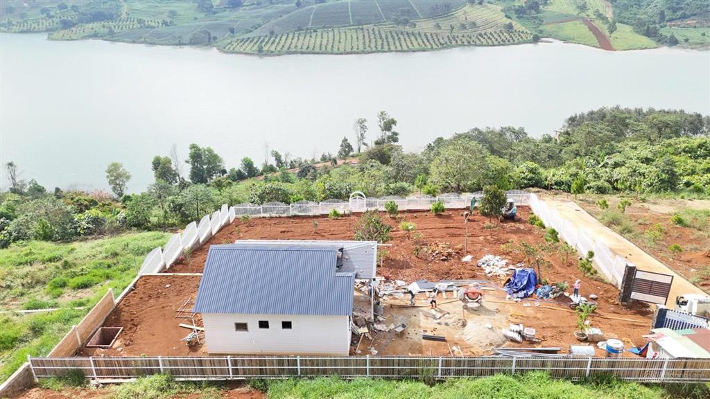 Bán lô đất 540m2 view trực diện hồ ngọc bảo lộc  phù hợp làm nhà vườn nghỉ dưỡng, homestay