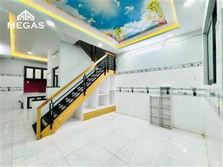 2 pn  2 nhà vệ sinh sẵn máy lạnh ngay nguyễn thái sơn  cổng sau đh vlu