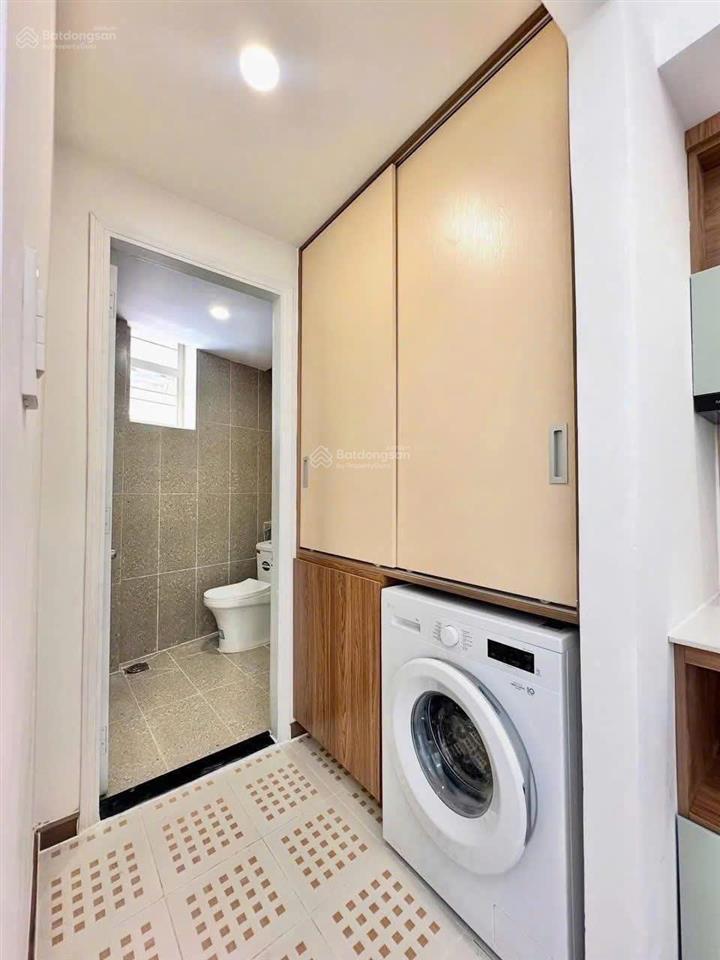 Căn hộ full nội thất  máy giặt riêng  ban công ngay phạm văn bạch  phan huy ích  emart