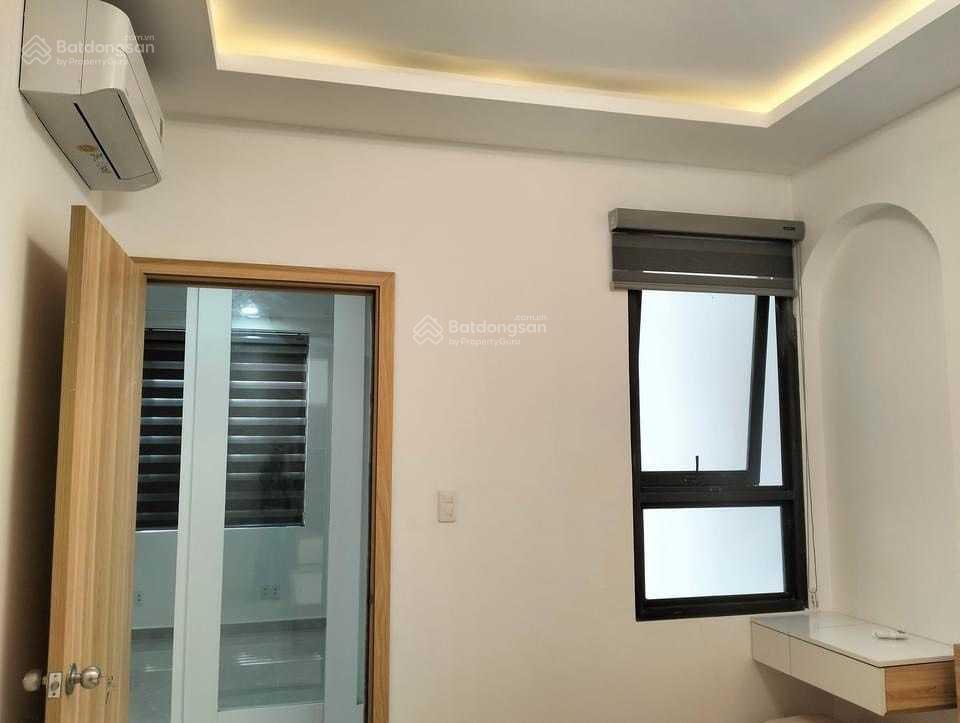 Cho thuê căn hộ saigon intela 2pn chỉ 6triệu/tháng có máy lạnh