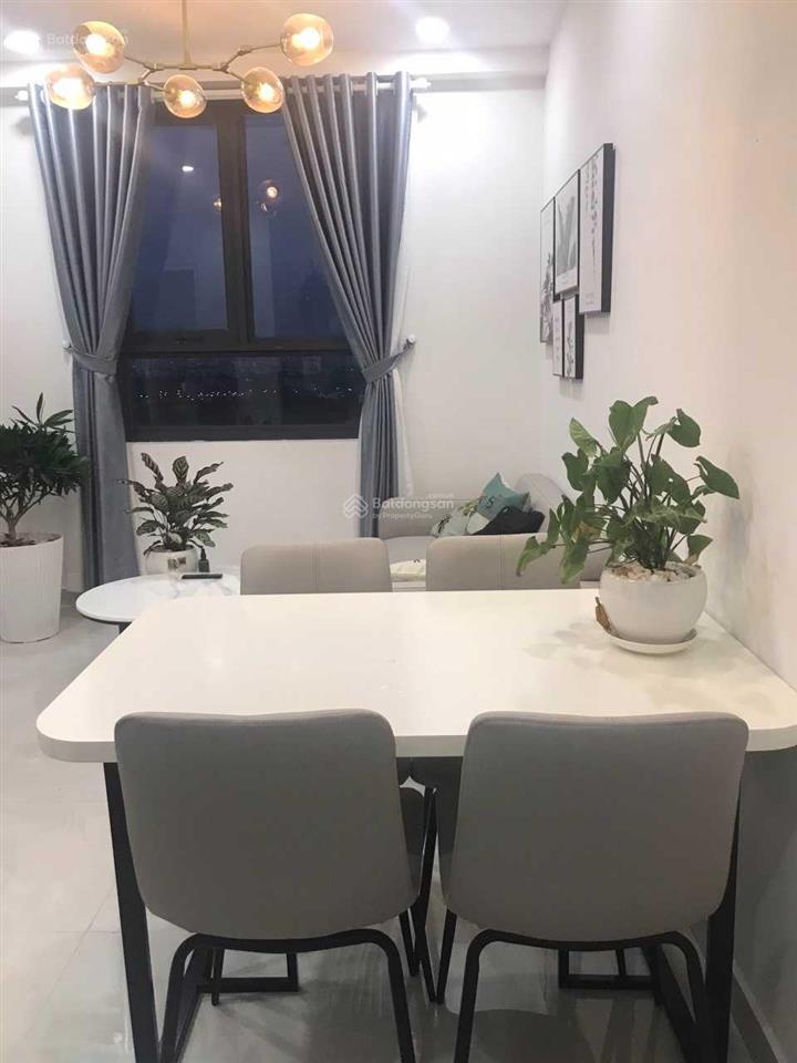 Cho thuê căn hộ saigon intela 2pn chỉ 6triệu/tháng có máy lạnh