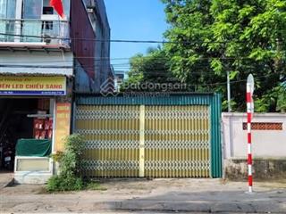Cho thuê nhà tôn 150m2 mặt đường kinh doanh thạch bàn, long biên giá 12 triệu/tháng