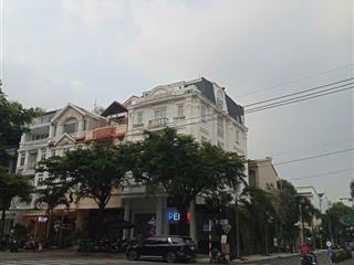 Bán tòa nhà góc 2 mt bùi bằng đoàn, p. tân phong, q7, 11x19m, 5tầng, giá 95ty tl