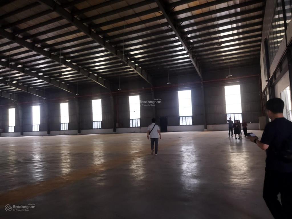 Cho thuê kho xưởng 2400m2 tại kcn long hậu long an