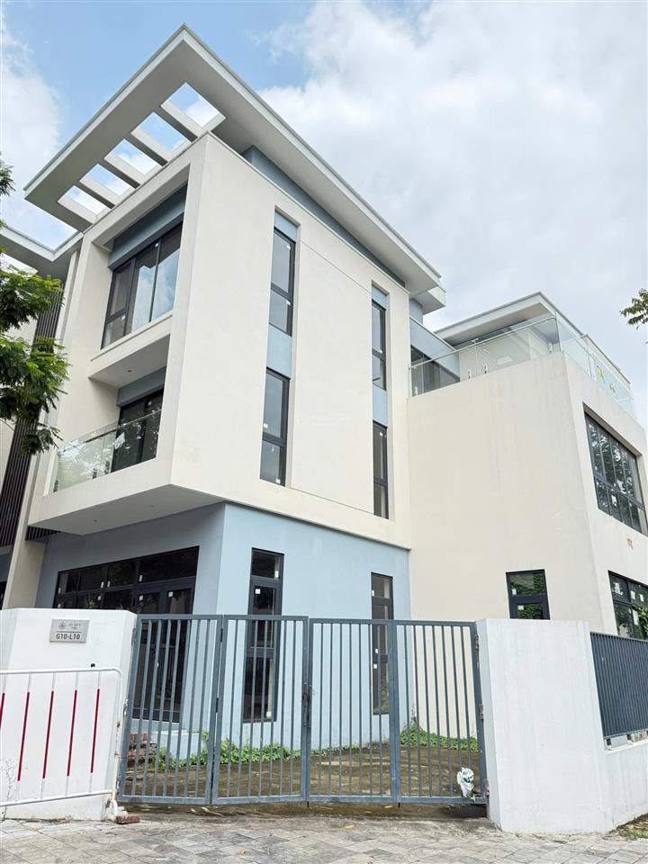 Siêu biệt thự góc 243.6m² đất 3 mặt tiền thoáng đẹp, thanh toán sớm 82 tỷ tại kđt mới dương nội