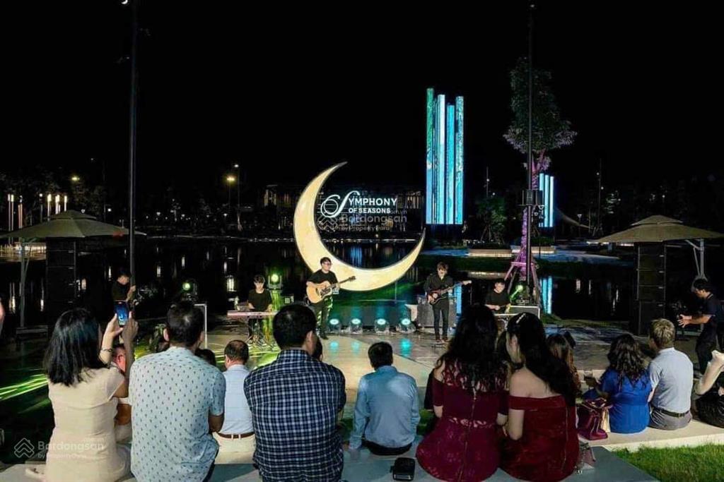 "độc quyền" an lạc liền kề 2 mặt tiền  xẻ khe thoáng. 90m2 mt 6m 350tr/m2 gồm vat chưa trừ %ck