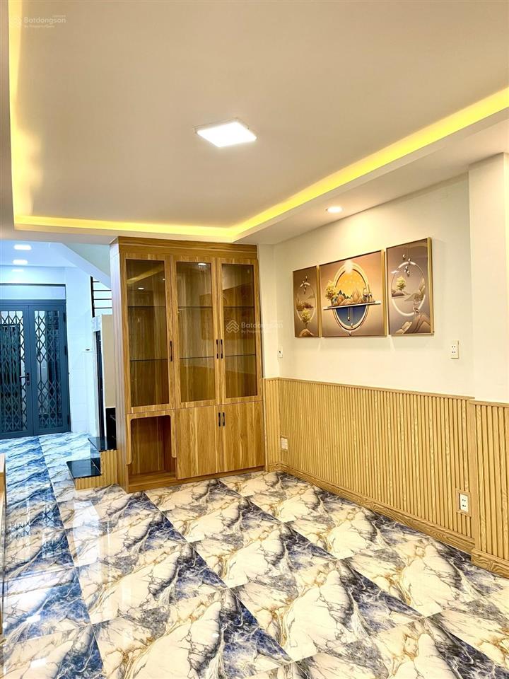 Nhà mới 4pn, 3 tầng 42m, hẻm thông dương bá trạc quận 8 chỉ 5,5 tỷ dọn vào ở ngay.xem nhanh
