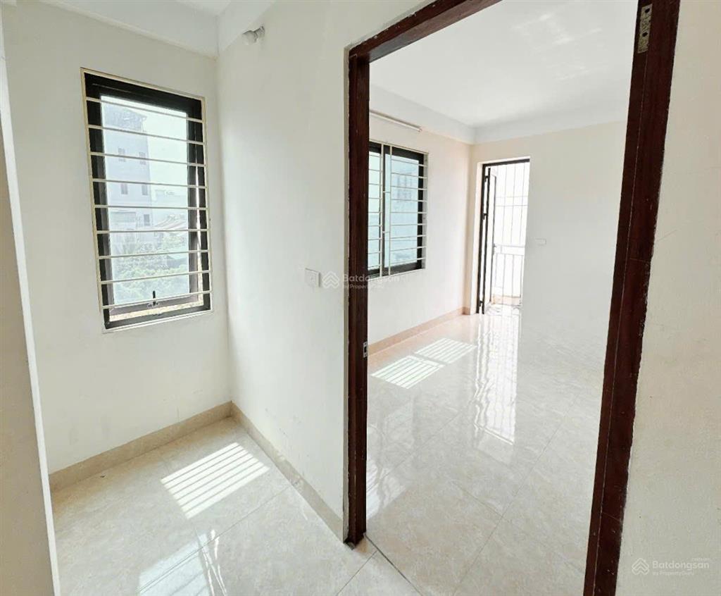 Bán tòa nhà 7 tầng thang máy  mỹ đình  doanh thu 1,5 tỷ/năm  115m2 chỉ 200tr/m2