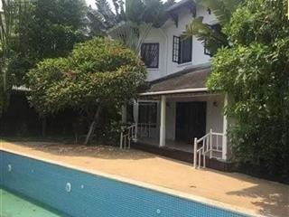 Chính chủ bán siêu biệt thự! ngọc thụy long biên view hồ, vị trí vàng, đất vượng 1250m2, giá 288tỷ