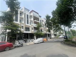Bán nhà liền kề 5,5 tầng, 100m2, chỉ 16 tỷ, mặt tiền 5m, chờ thang máy, tại b1.1 kđt thanh hà