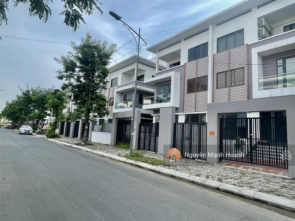 Bán biệt thự song lập vip khu a2.2 thanh hà  gần sân golf, giá chỉ 93 triệu/m