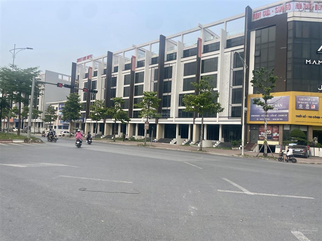 Bán nhà 5 tầng 75m2 mặt tiền 5m chờ thang máy giá chỉ 11 tỷ kđt thanh hà