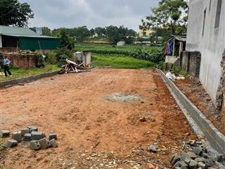 Cần tiền bán lỗ mảnh đất tại suối hai  ba vì. 315m (150m ont). giá chỉ 2,1tỷ.  0942 190 ***