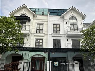 Cho thuê biệt thự song lập 150 m2, xây dựng 77 m2 x 4 tầng full nội thất, gần hồ