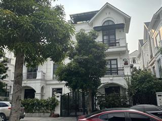 Bán gấp! biệt thự 150 m2, xây dựng lớn 77 m2, giá rẻ nhất thị trường 25.7 tỷ!