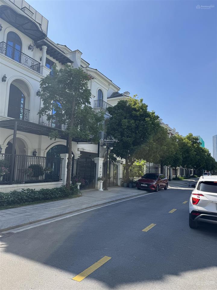 Biệt thự song lập sao biển 150m2, xây dựng lớn 77m2, gần hồ, giá rẻ nhất thị trường 26,8 tỷ bao phí