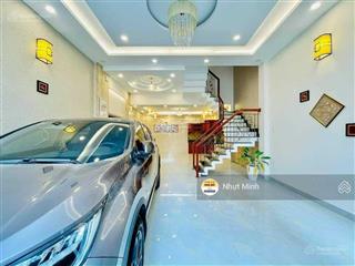 Nhà bán 1 trệt 1lầu,đường hoa sữa,phú nhuận,dt lớn 72m2/giá 3.090 tỷ sổ riêng mua bán sang tên ngay