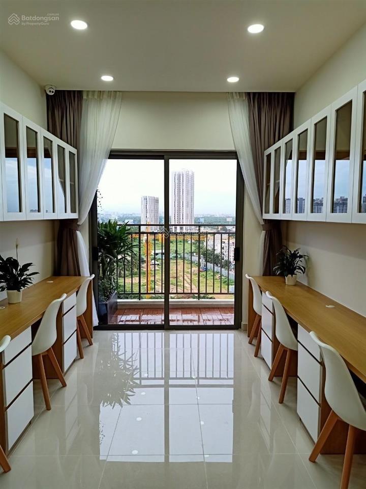 Bán nhanh căn studio full nội thất đẹp the sun avenue giá tốt nhất thị trường 3,3 tỷ bao thuế phí