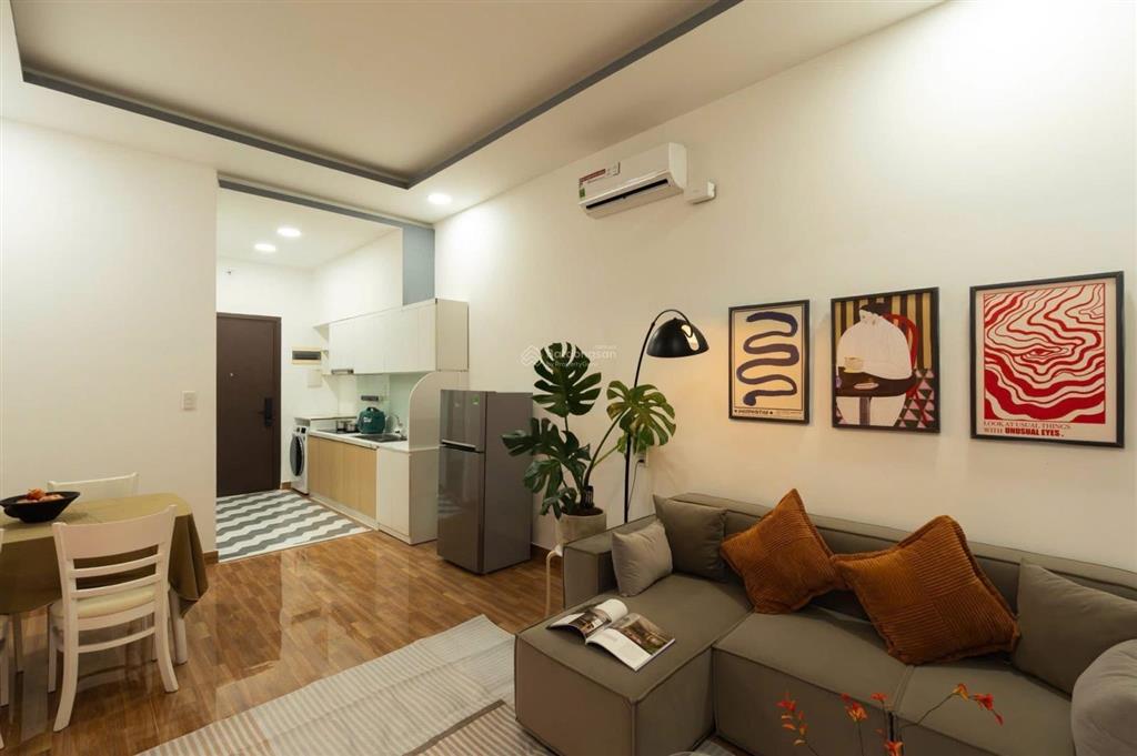 Bán officetel  sổ hồng sẵn, sở hữu lâu dài, layout vuông vức  the sun avenue giá 3.97 tỷ bao hết