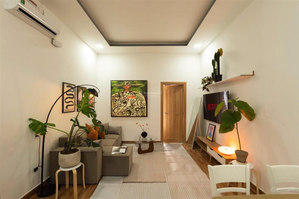 Bán officetel  sổ hồng sẵn, sở hữu lâu dài, layout vuông vức  the sun avenue giá 3.97 tỷ bao hết