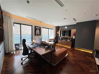 Sẵn sổ hồng, bán nhanh căn góc 3pn đã thiết kế lại thành 2pn 2wc, phòng khách siêu rộng. view đn