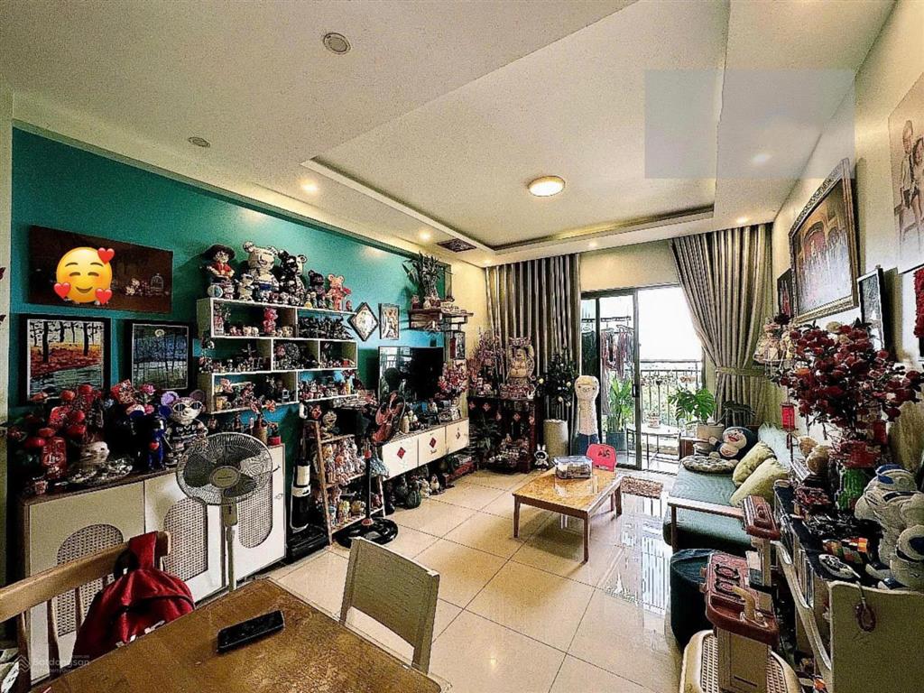 Đã có sổ hồng, bán căn góc 3pn full nội thất  tháp trung tâm, view hướng mát  the sun avenue q2