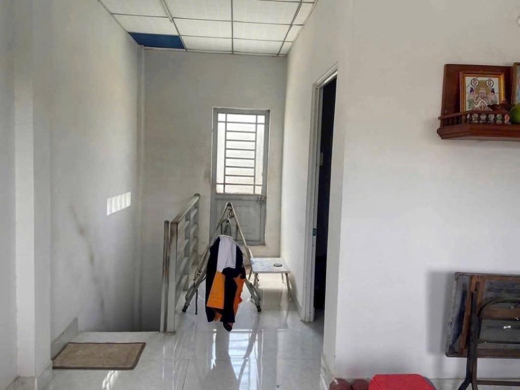 Bán Nhà Gác Lửng Bửu Long Gần Trường Lạc Hồng . 86m2 Đất. 1Tỷ 6