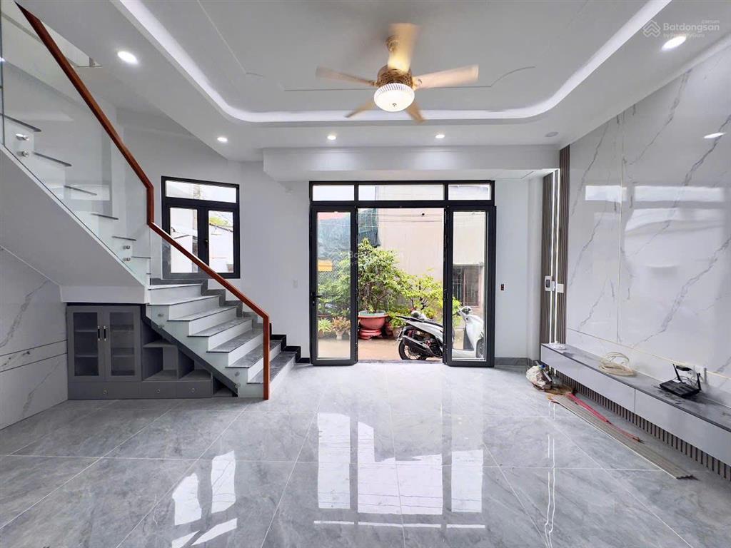 Bán nhà mới xây trung tâm biên hoà, hoàn công , thổ cư, chỉ 2tỷ9
