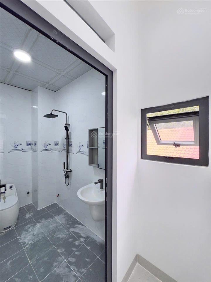 Bán nhà mới xây trung tâm biên hoà, hoàn công , thổ cư, chỉ 2tỷ9