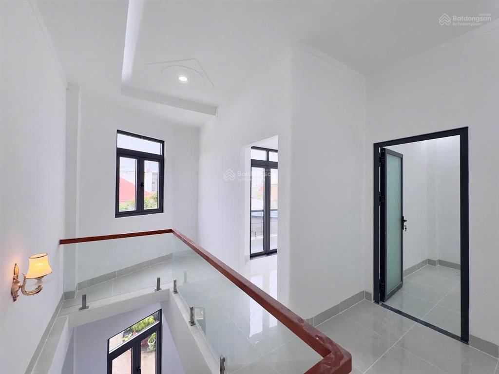 Bán nhà mới xây trung tâm biên hoà, hoàn công , thổ cư, chỉ 2tỷ9