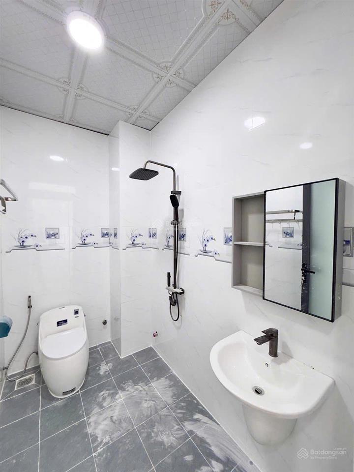 Bán nhà mới xây trung tâm biên hoà, hoàn công , thổ cư, chỉ 2tỷ9