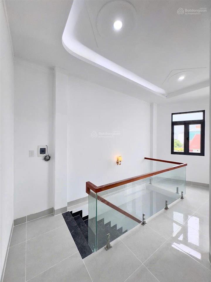 Bán nhà mới xây trung tâm biên hoà, hoàn công , thổ cư, chỉ 2tỷ9