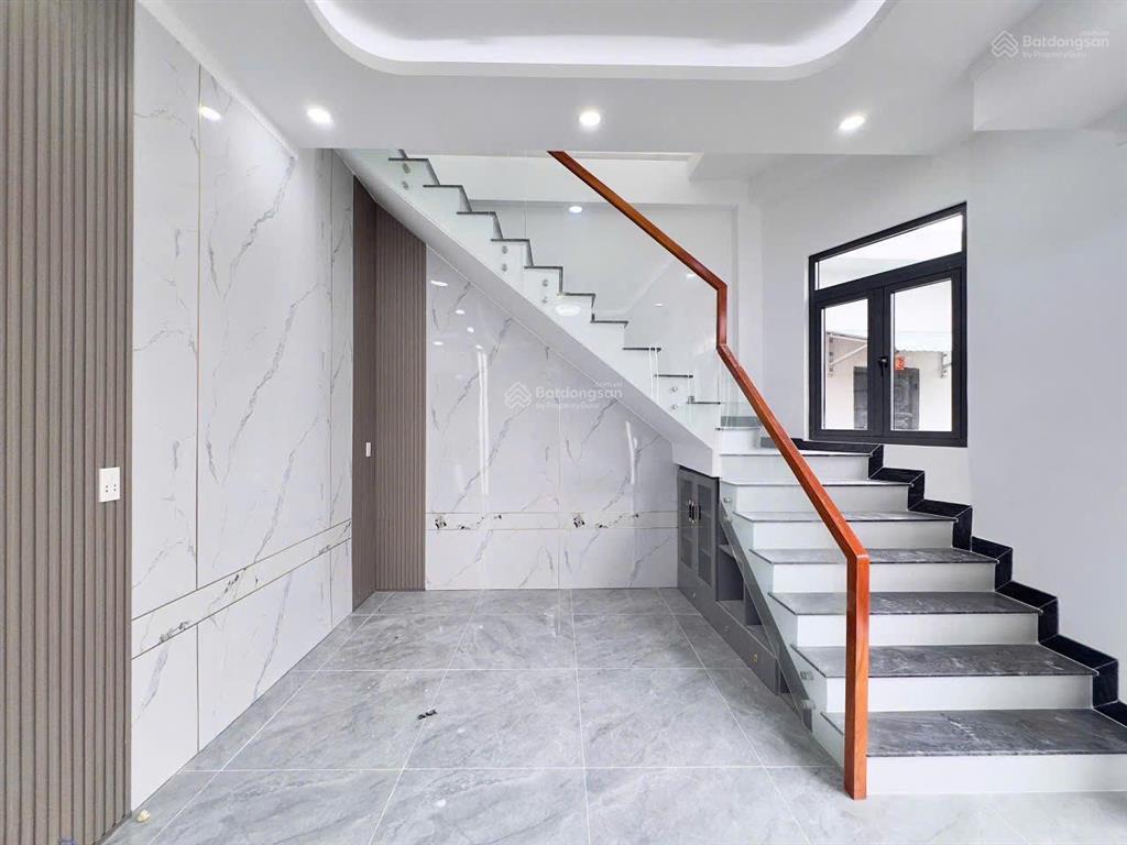 Bán nhà mới xây trung tâm biên hoà, hoàn công , thổ cư, chỉ 2tỷ9