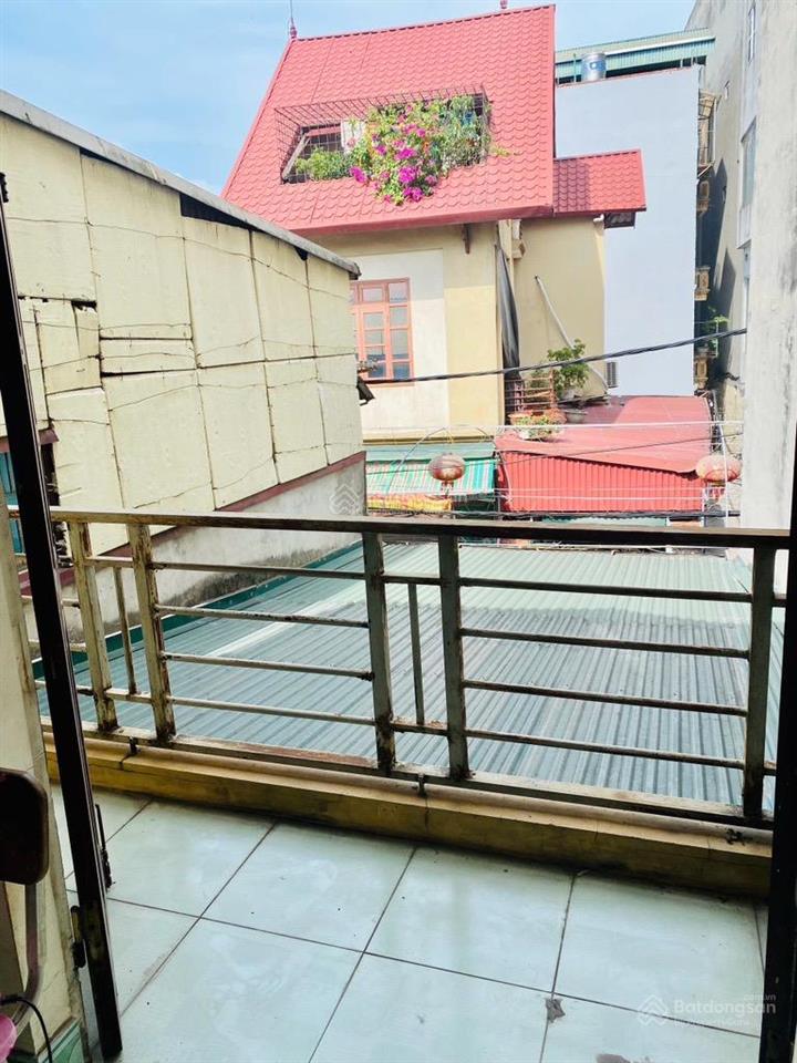 Hiếm  mặt ngõ thông kinh doanh  ô tô tải đỗ cửa vào nhà  2 mặt thoáng trước sau