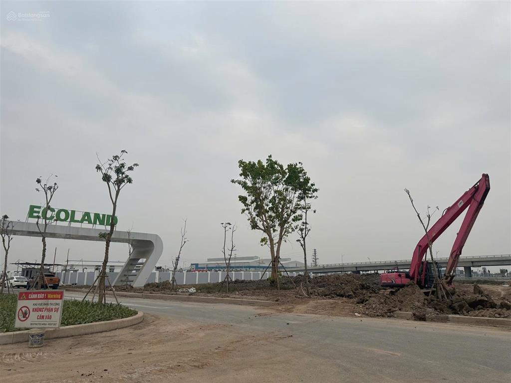 Cđt kcn số 3 bán đất trả tiền 1 lần, diện tích duy nhất 1ha, hạ tầng đẹp, giá tốt nhất thị trường