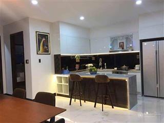 Bán biệt thự 03 tầng, dt 150m2 ngang 7m trung tâm biển mỹ khê, giá chỉ 13,5 tỷ